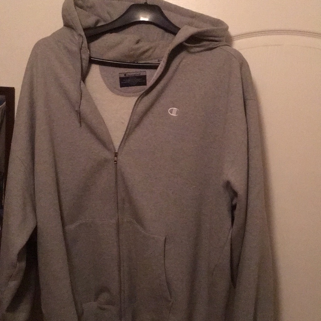 Hoody With Pull String